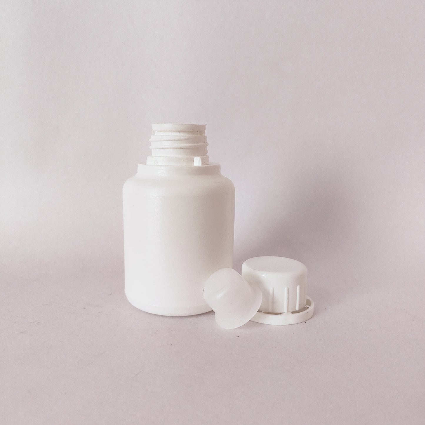 HDPE Bottle - Opaque - Round - 100mL